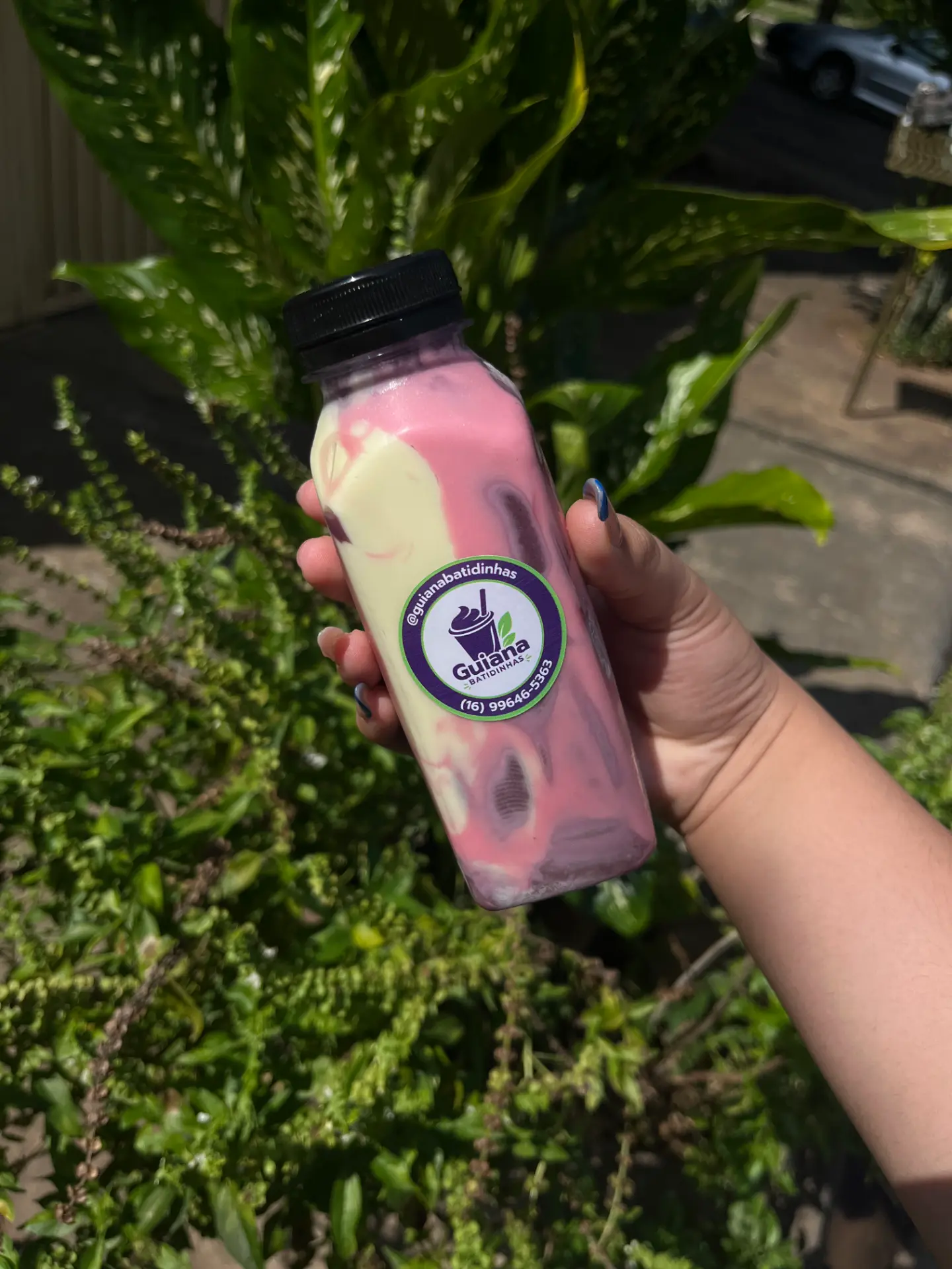Batidinha de açaí sabor Morango com Ninho